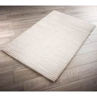 B&M Alaska Faux Fur Rug 60 X 110cm - Cream